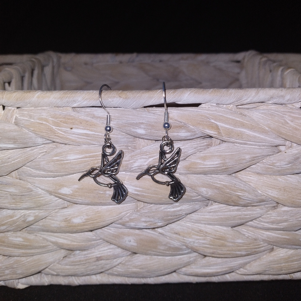 Hummingbird dangle earrings - Picture 2 of 6